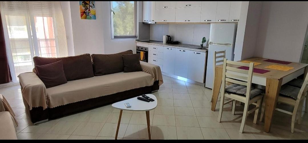 Antea Apartments 1-2 Avlonya Dış mekan fotoğraf